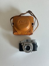VINTAGE Elite subminiature camera with matching leather case, made in Japan picture