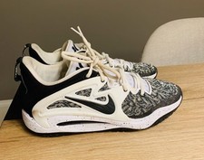 Nike Men's KD 15 SIZE 9.5 (pre owned) picture