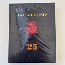 Luz de Jesus 25 - The Little Gallery That Could by Billy Shire 2011 Hardcover picture