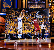 Signed Golden State Warriors Steph Curry Autographed 8x10 Photo w/COA picture