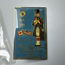 Vintage Pin WE SERVE 1986-1987 District Governor Pete And Pat Canada & USA picture