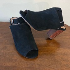 NWOB Vionic Kaia Suede Leather Slingback Ankle Strap Heeled Sandal picture
