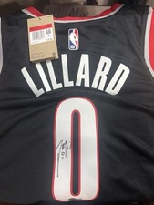 Nike Authentic Damian Lillard Certified Autographed Portland Trailblazer Jersey picture
