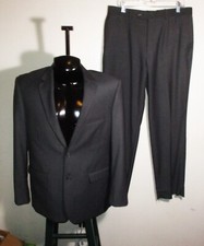 VALENTI UOMO Gray Viscose 2 Pc Suit Men's Size 42R, 34X31 NWOT picture