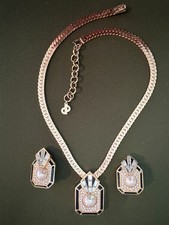Christian Dior Jewelry-3 pc Set-Vintage- Costume Gold Finish-Excellent Condition picture