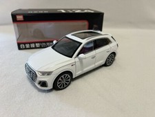 1:24 AUDI Q5 SUV Alloy Car Model Diecast & Toy Vehicle Metal Childrens Gift Kids picture