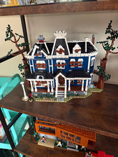 LEGO Icons Stranger Things: The Creel House Set #11370 2593pc 13 Minifigs No Box picture