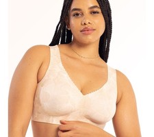 Evelyn & Bobbie Women's Bra Sz XL Seamless Wirefree White A677303 picture