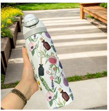 owala 32oz This Insulated Stainless Steel Water Bottle  A Double-Walled Design picture