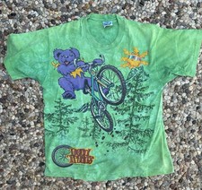 Vintage 1995 Liquid Blue Grateful Dead, Dead Treads T-Shirt Size large picture