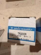 Gould Shawmut TR200R Tri-Onic Time Delay Fuse 200A 250VAC Class RK5 NEW picture