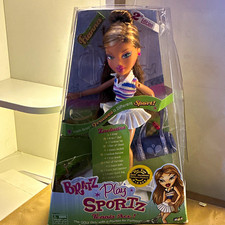 Bratz Play Sportz Fianna 2nd Edition Fashion Doll 10in 12pc Set NIB picture