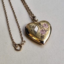 Vintage 12K Gold Filled Heart Locket Necklace Engraved Floral Photo Pendant GF picture