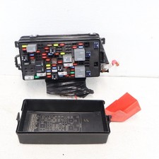 2008-2011 Cadillac DTS Buick Lucerne Under Seat Rear Fuse Box Relay 13697145 OEM picture