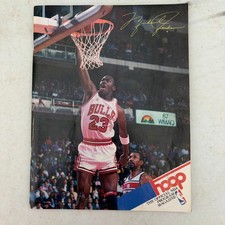 VINTAGE 1986-87 Chicago Bulls Michael Jordan Hoop Official NBA Program Magazine picture