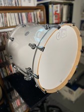 NEW DW Drum Workshop Design Series Maple 22”x 18” Bass Drum Gloss White picture