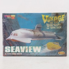 Moebius Voyage to the Bottom of the Sea Seaview All Plastic Assembly Model Kit picture