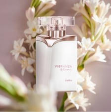 Esika Vibranza Blanc + Luminous 1.5oz Perfume Set New Box picture