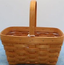 Longaberger 2002 Spring Basket and Protector picture