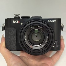 Sony Cyber-shot DSC-RX1R 24.3MP Full Frame Digital Camera Zeiss lens picture