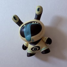 Kidrobot Dunny 2018 Designer Con - Percy by Ragnar 3-inch picture