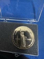 Vintage 1886-1986 Miss Liberty Statue of Liberty 100th Anniversary Medal Coin picture