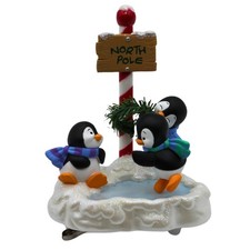 Hallmark Ornament: 2003 Pals at the Pole | QXG8827 picture
