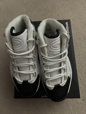 Reebok Men's Mid Top Athletic Sneakers White/Black/Gold Lace Up picture