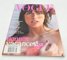 2003 JUNE - JUNE/JULY VOGUE PARIS MAGAZINE - MILLA JOVOVICH - HIGH END FASHION picture