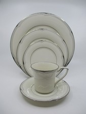 NORITAKE STERLING COVE- 1 PLACE SETTING ( 5 Piece) - 0403C picture