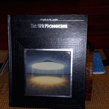Time-Life Mysteries of the Unknown: The UFO Phenomenon Hardcover English picture