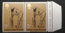 GB. QEII. 1973. ERRORs  DOUBLE PERF and others on Cricket 3p pair. MUH. picture
