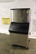 Atosa YR450-AP-161 + CYR400P 460lb/24hr Cube-Style Ice Machine With Bin picture