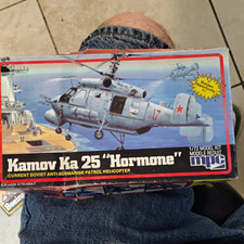MPC 1:72 Kamov Ka-25 Hormone Soviet Anti-Submarine Patrol Helicopter Kit picture