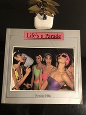 Rennie Ellis Life’s A Parade Rare To Find Lothian 1986 First EditionSCVG🇦🇺 picture