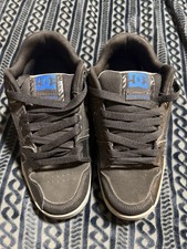 DC Stag Men’s Size 11.5 Black/Blue Skate Shoes Pre-Owned Very Good Condition picture