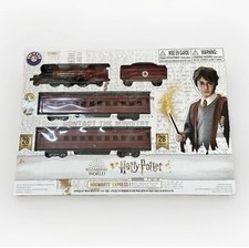 Lionel 7-11981 Harry Potter Hogwarts Express 28Pc Battery Operated Train Set NIB picture