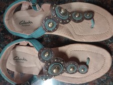 Clarks Artisan Latin Circle Teal Leather Beaded Sandals Women's 8.5M picture