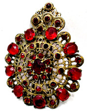 Vintage 1920s/40s Deco Filigree Ruby Red Glass Crown Czech Design Fur Dress Clip picture