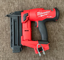 Milwaukee M18 FUEL 18V Cordless 18 Gauge Brad Nailer 2746-20 (TOOL ONLY) picture