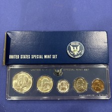 1964–P US MINT COIN SET 90% SILVER, UNCIRCULATED, CASE + Box  not sms Coins picture