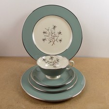 Lenox Kingsley 5 Piece Place Setting Cup Saucer Plates Bread Salad Dinner VGC picture