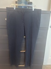 L.L.Bean Women's Black Cotton Spandex Jogger Pants Size L picture