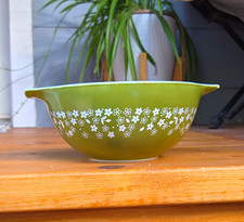 Vtg Pyrex 442 Spring Blossom Cinderella Mixing Bowl  Floral, Microwave Safe picture