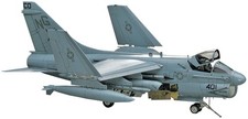 Hasegawa HAPT47 Model A-7D/E Corsair II Scale 1:48 picture
