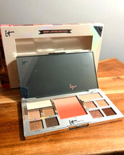 IT Cosmetics It Girl Your Life-Changing Eye & Cheek Palette Limited Edition NEW picture