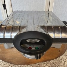 Vintage VillaWare Belgian Waffle Maker Model 2001 4-SQ , Silver  TESTED WORKS picture