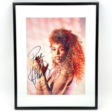 Real Authentic Whitney Houston PEACE Autograph 8