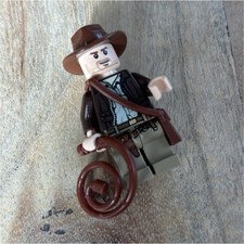 LEGO Indiana Jones Minifigure iaj001 w/ Hat & Whip Temple of Doom 7198 picture