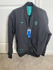 Liverpool 2025/26 Adidas Terrace Icons Reversible Bomber Jacket JW5479 Size M picture